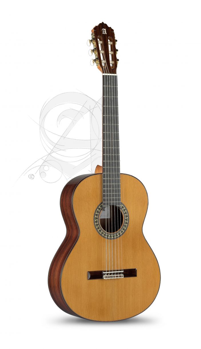 Alhambra 5P Classical Guitar - 4/4 Strings, Bows & More