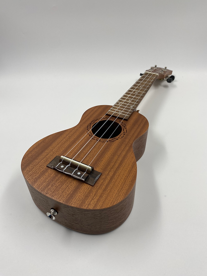 VANGE VU-400 Soprano Ukulele